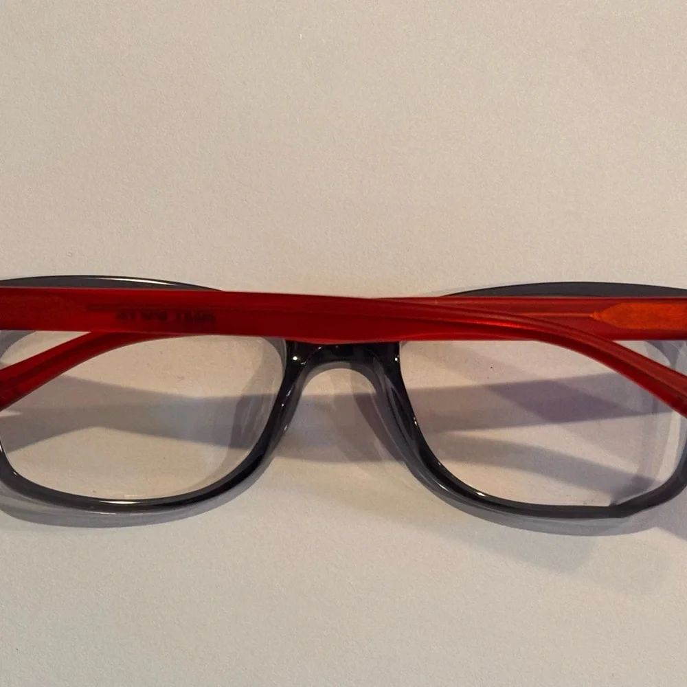 Nike 5538 070 Smoke Gray Red Eyeglasses Frames 49-17 135 Designer Men Women/Case